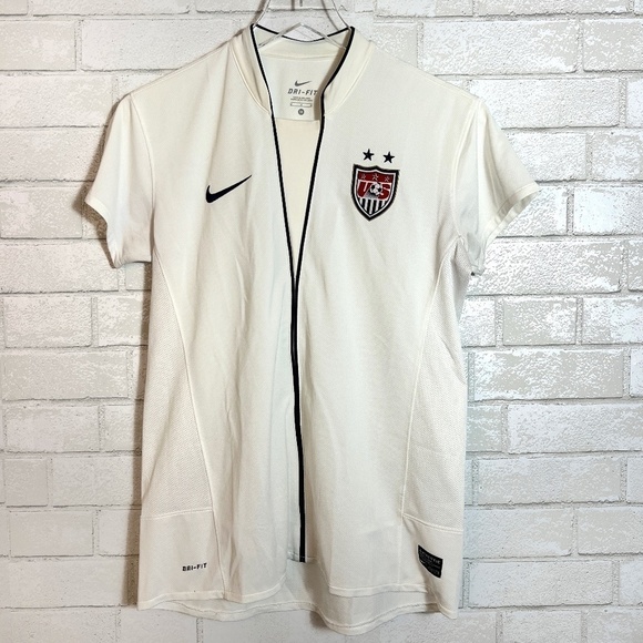 Nike Dri Fit US Soccer Womens Long Sleeve Authentic Size Medium White - Picture 1 of 7
